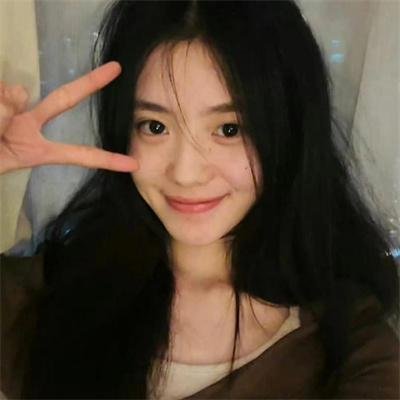 惊叫少女